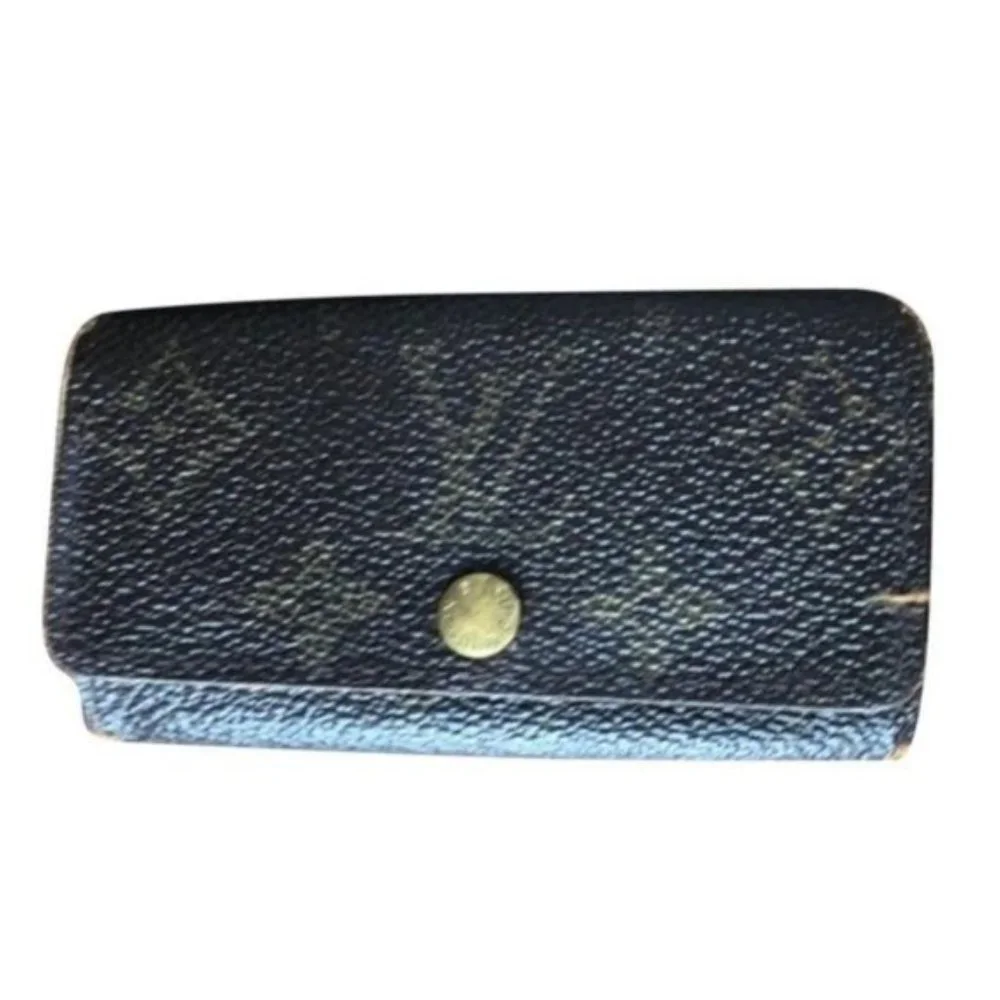 Louis Vuitton Monogram Key Holder/Wallet #375💥PRICE DROP💥